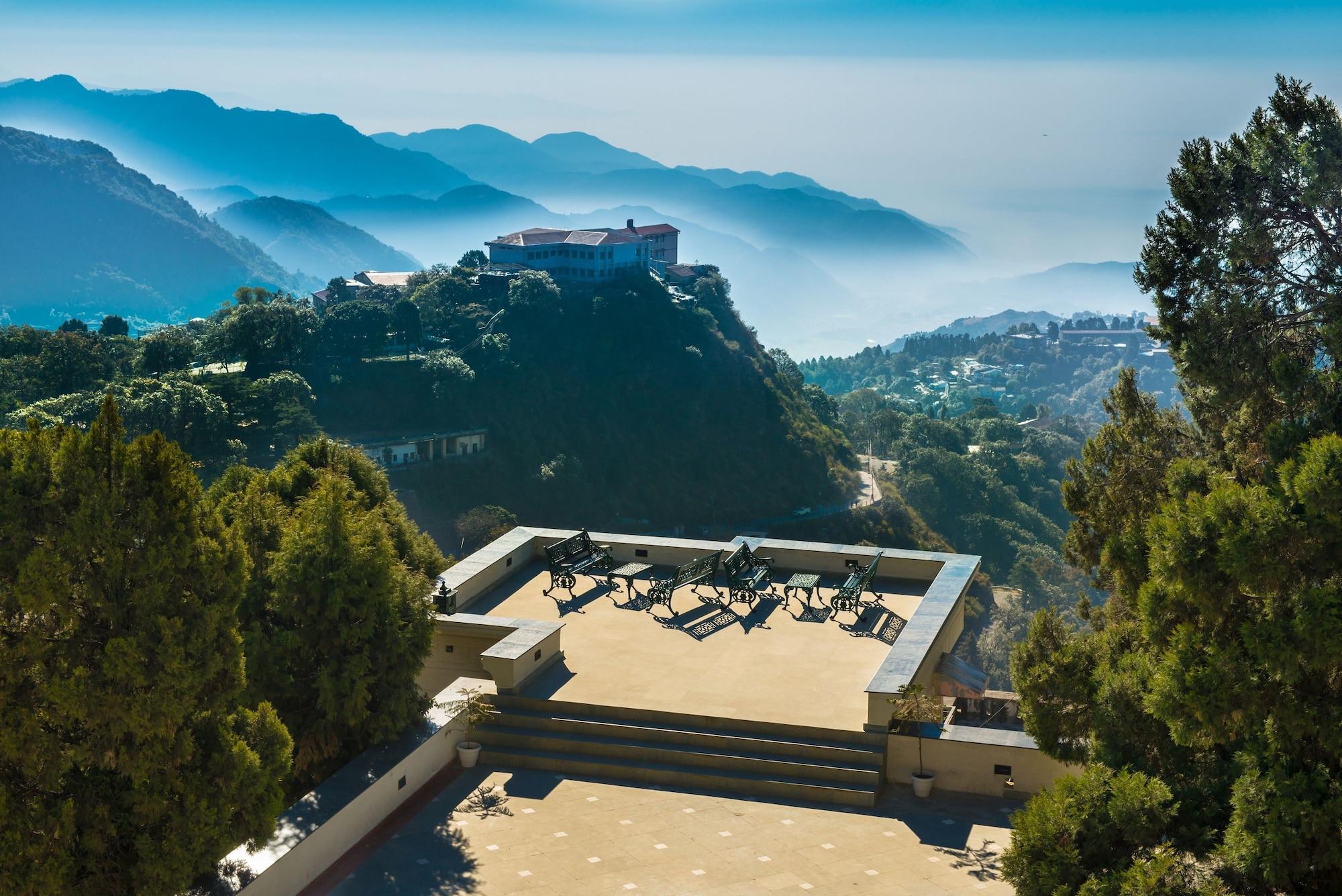 Royal Orchid Fort Resort Mussoorie Extérieur photo