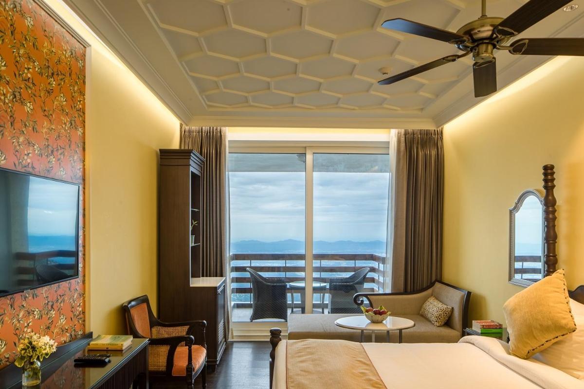 Royal Orchid Fort Resort Mussoorie Extérieur photo