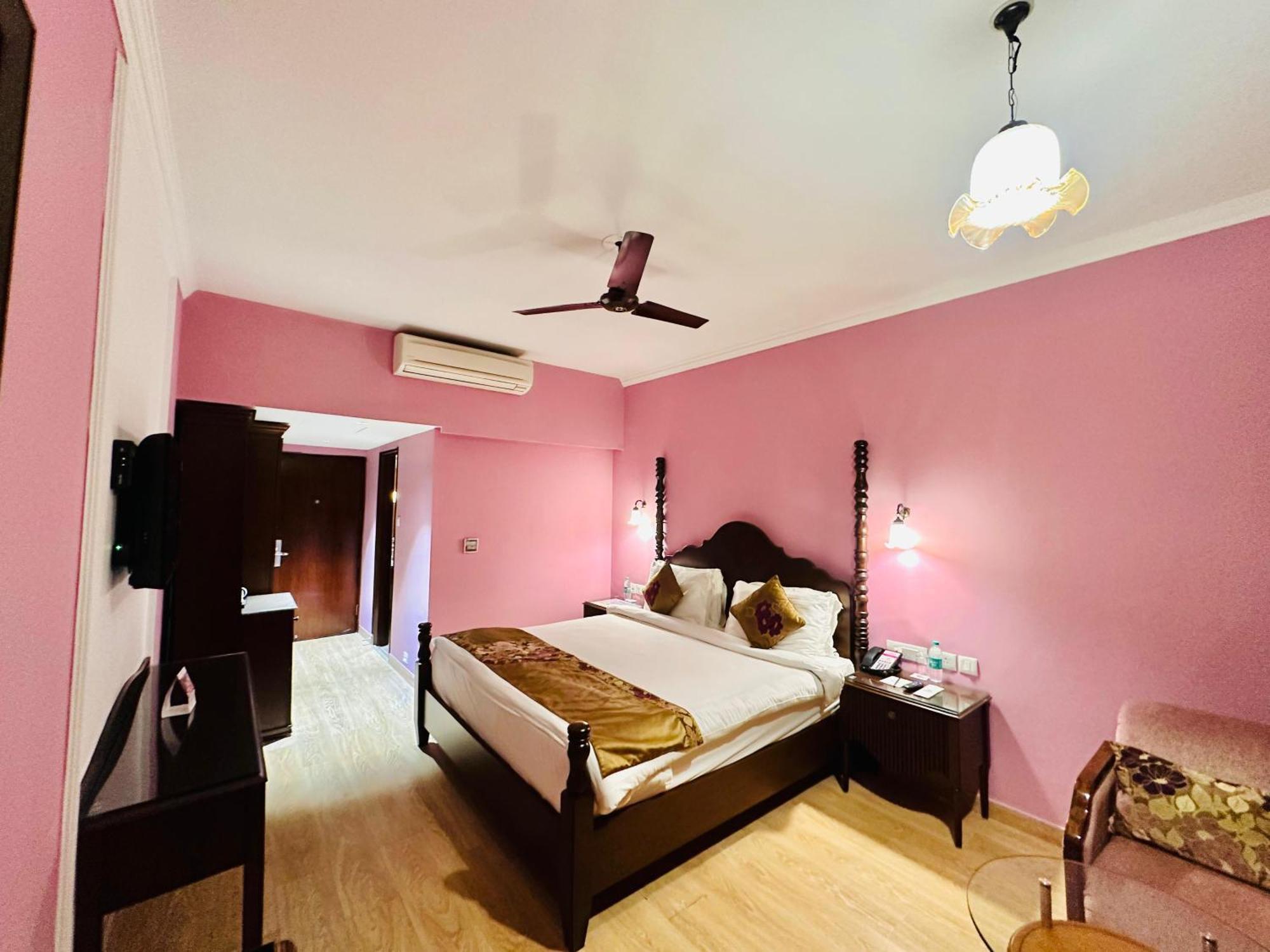 Royal Orchid Fort Resort Mussoorie Extérieur photo