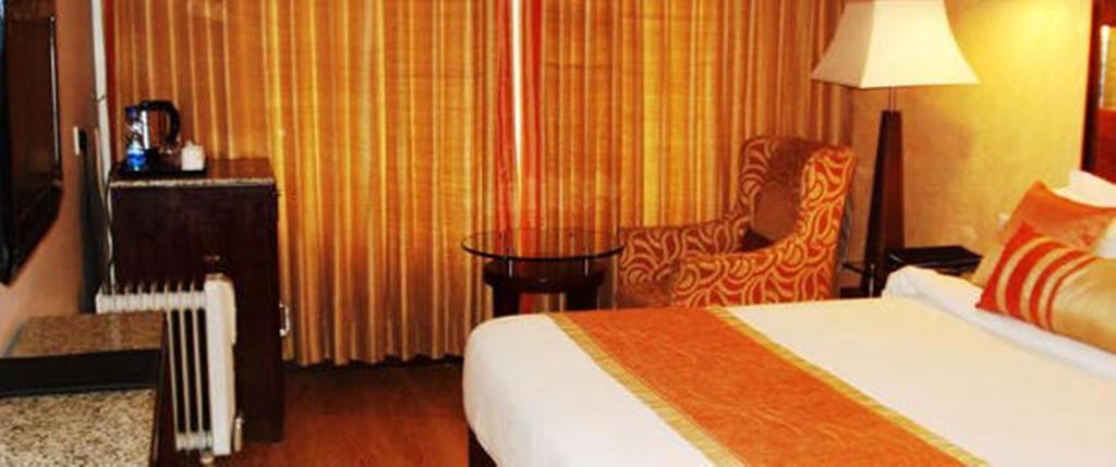 Royal Orchid Fort Resort Mussoorie Extérieur photo