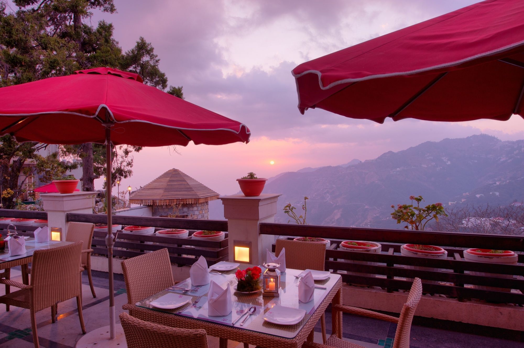 Royal Orchid Fort Resort Mussoorie Extérieur photo