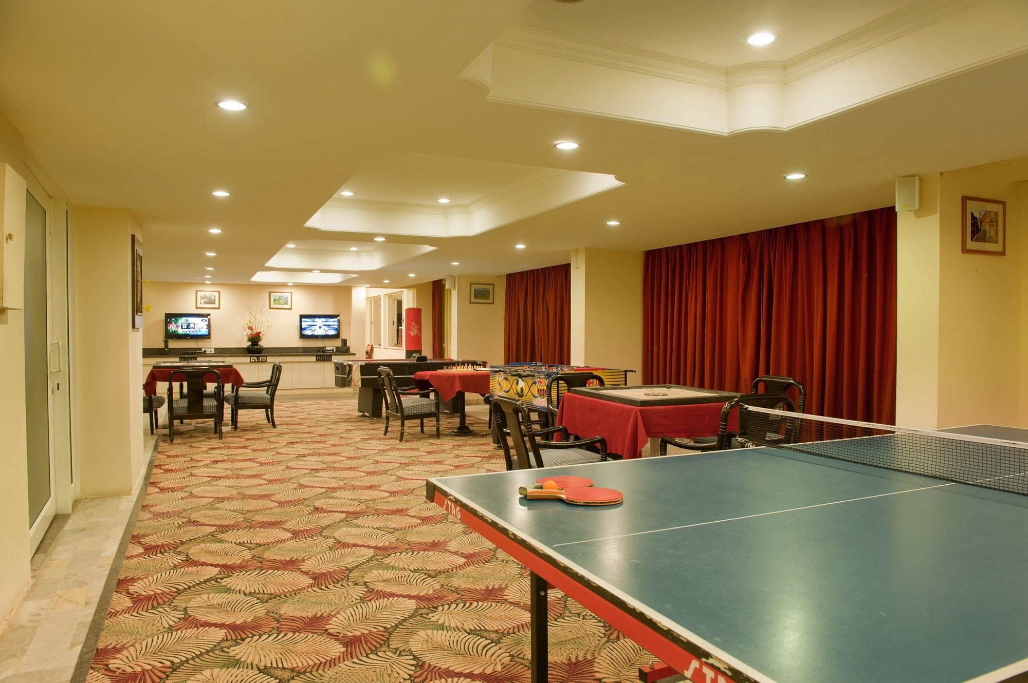 Royal Orchid Fort Resort Mussoorie Extérieur photo